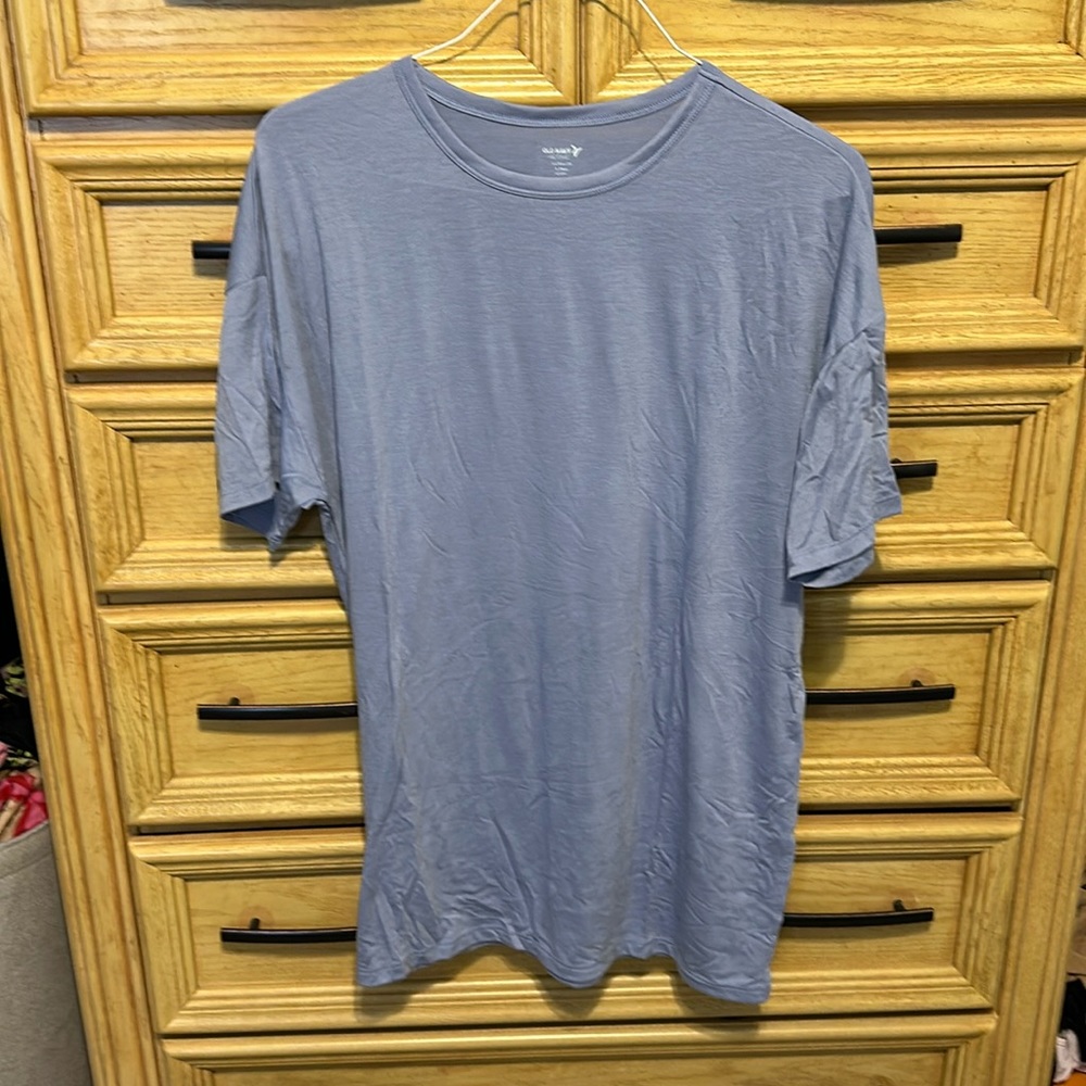 Old Navy Active Over Sized shirt